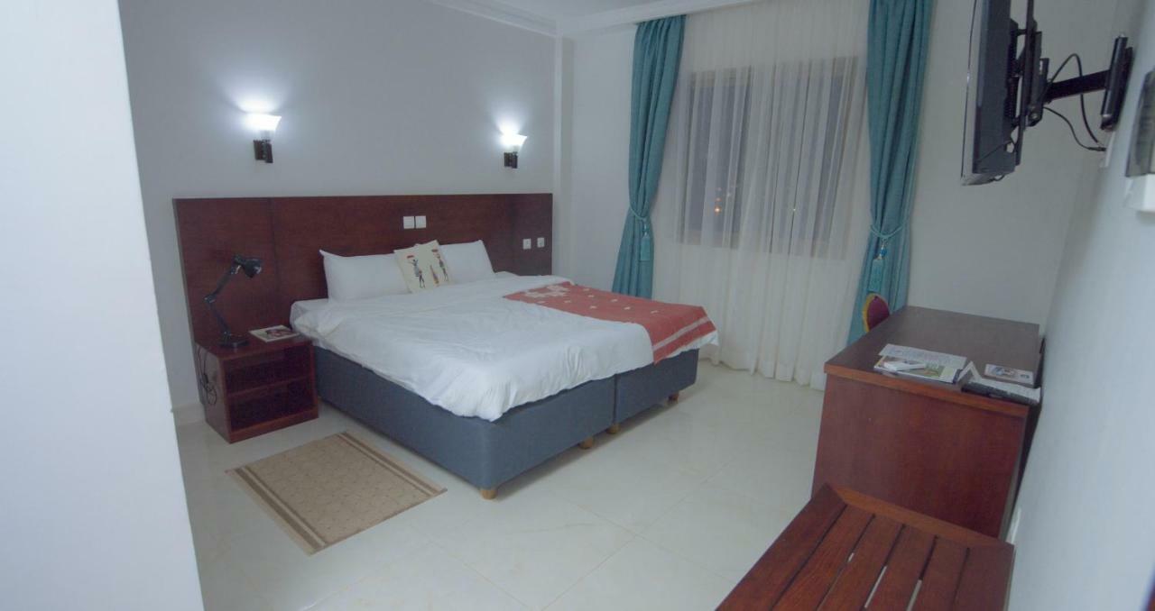 Hotel La Rose Blanche Корого Экстерьер фото